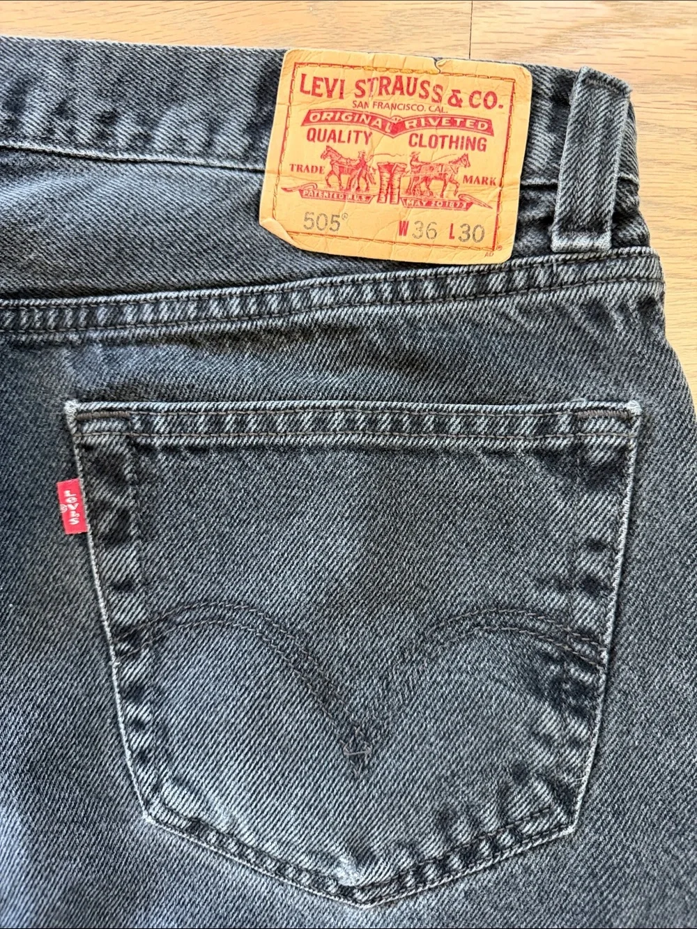 Vintage Levi’s 505 Black Jeans Men’s 36x30 Regular Fit Straight Leg Made in Mex
